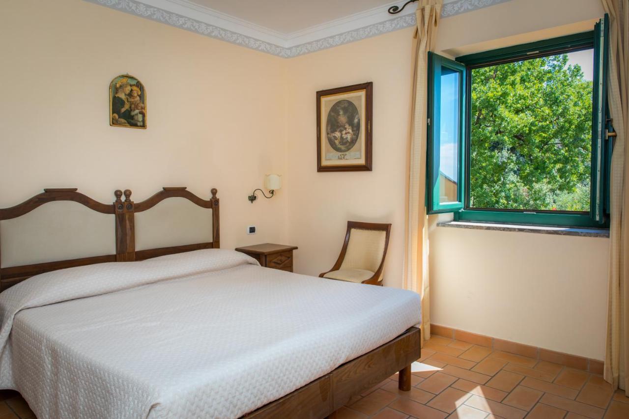 Hotel Villa Delle Meraviglie Маратеа Екстер'єр фото