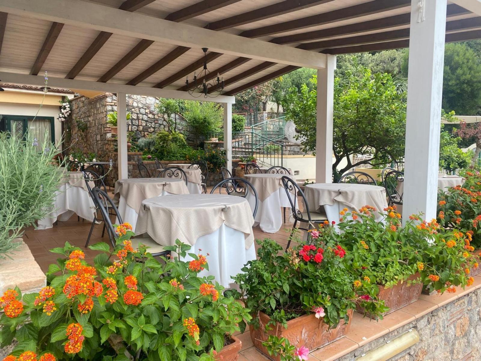 Hotel Villa Delle Meraviglie Маратеа Екстер'єр фото